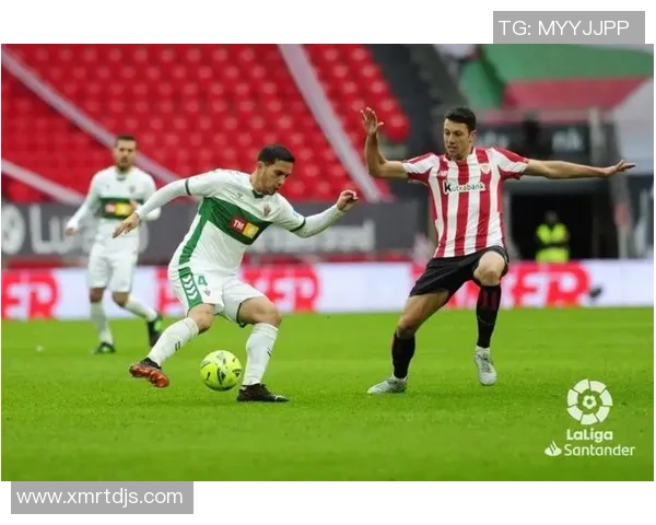 加的夫城与狼队激战正酣赛季精彩对决结果揭晓