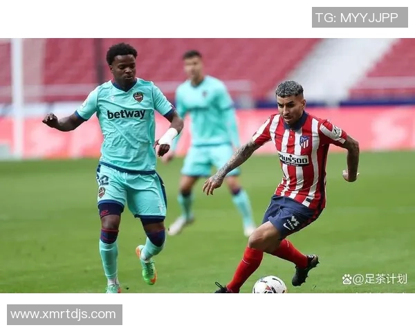 阿尔克马尔主场迎战埃门争夺联赛积分关键战役即将上演